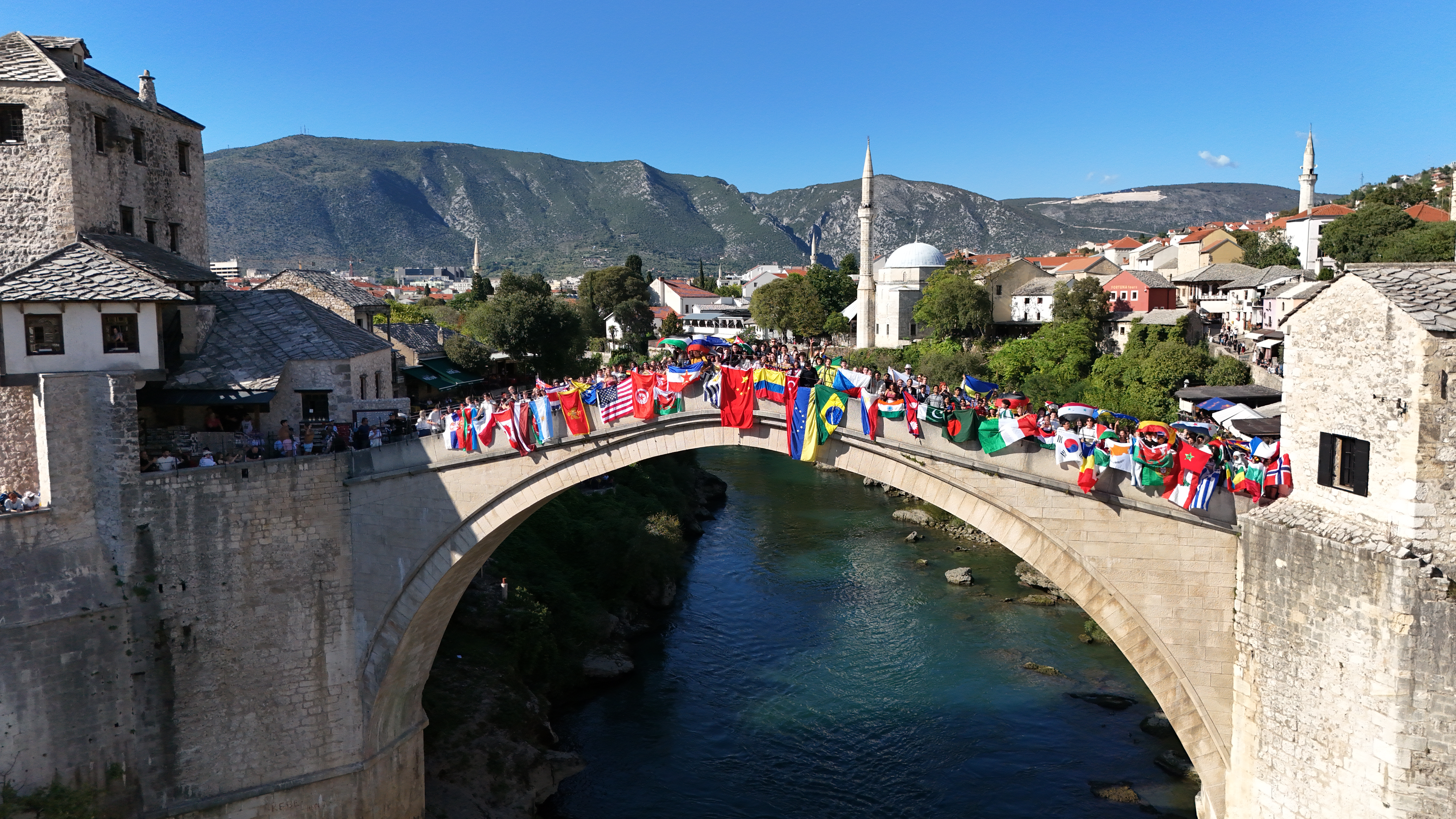 Exploring the Social Relations through Observations and Interviews: Insightsfrom Mostar Old Town